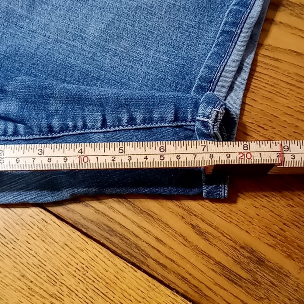 Wit & Wisdom WOMENS Jean Shorts 16 BLUE Preowned Summer Spring Vacation Pool - Picture 3 of 7